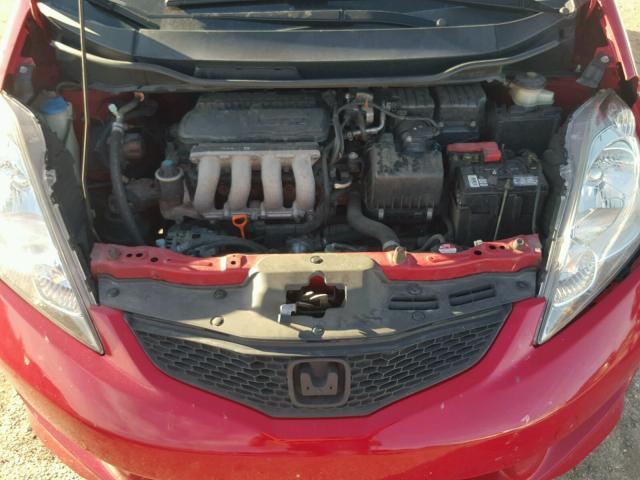 JHMGE88409S019413 - 2009 HONDA FIT SPORT RED photo 7