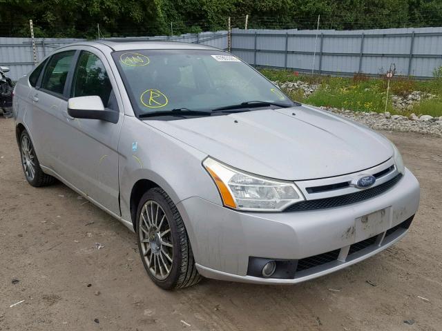 1FAHP36N09W204297 - 2009 FORD FOCUS SES SILVER photo 1