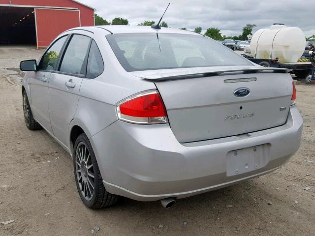 1FAHP36N09W204297 - 2009 FORD FOCUS SES SILVER photo 3