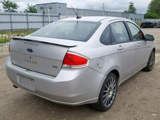 1FAHP36N09W204297 - 2009 FORD FOCUS SES SILVER photo 4