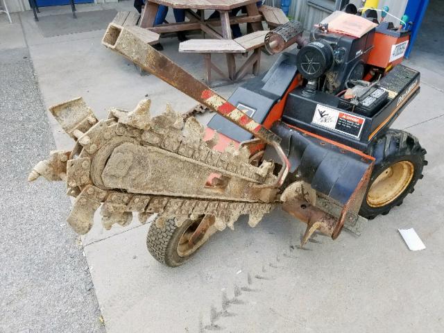 5E1179 - 2000 DITCH WITCH WITCH TWO TONE photo 2