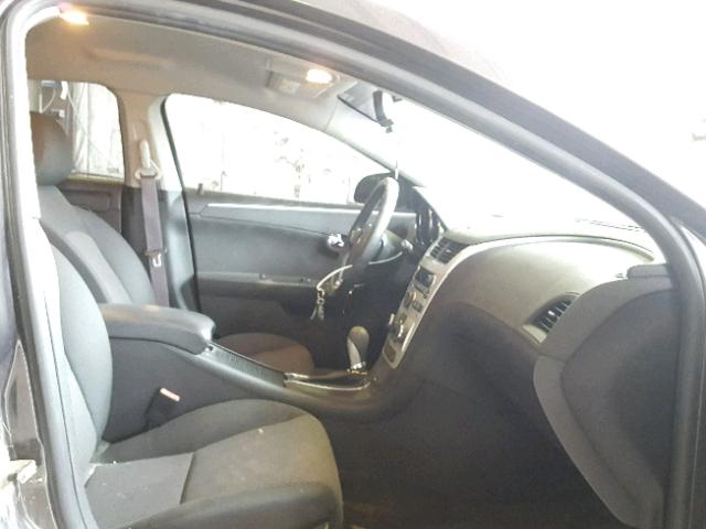 1G1ZC5EB5A4139498 - 2010 CHEVROLET MALIBU 1LT 灰色 照片 5