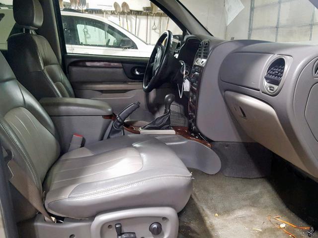 1GKDT13S642292845 - 2004 GMC ENVOY SILVER photo 5