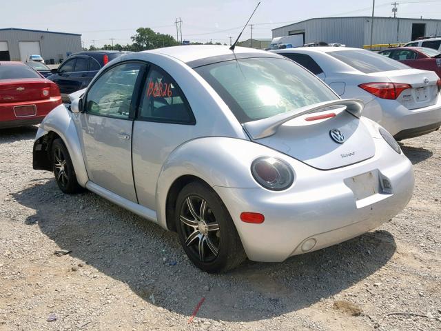 3VWDD21C52M411627 - 2002 VOLKSWAGEN NEW BEETLE ვერცხლისფერი ფოტო 3