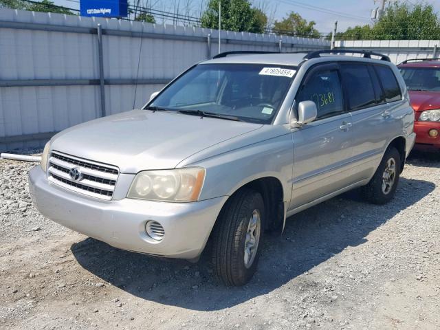 JTEHD21A030019724 - 2003 TOYOTA HIGHLANDER SILVER photo 2