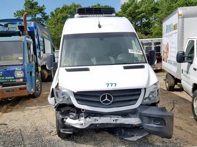 WD3PE7CD2HP527123 - 2017 MERCEDES-BENZ SPRINTER 2 WHITE photo 9