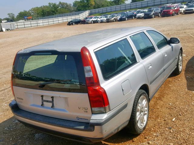 YV1SW53D111007712 - 2001 VOLVO V70 T5 TUR SILVER photo 4