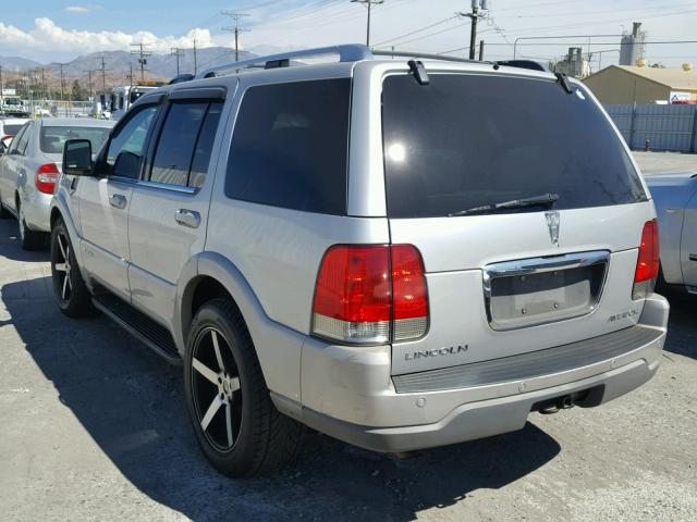 5LMEU68H35ZJ03836 - 2005 LINCOLN AVIATOR 银色 照片 3