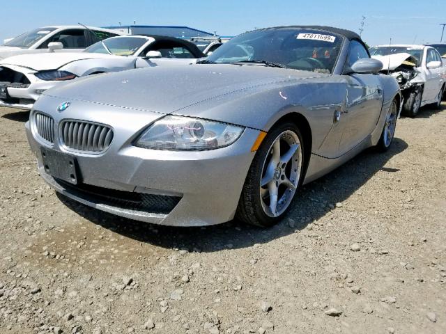 4USBU53557LX03257 - 2007 BMW Z4 3.0SI SILVER photo 2