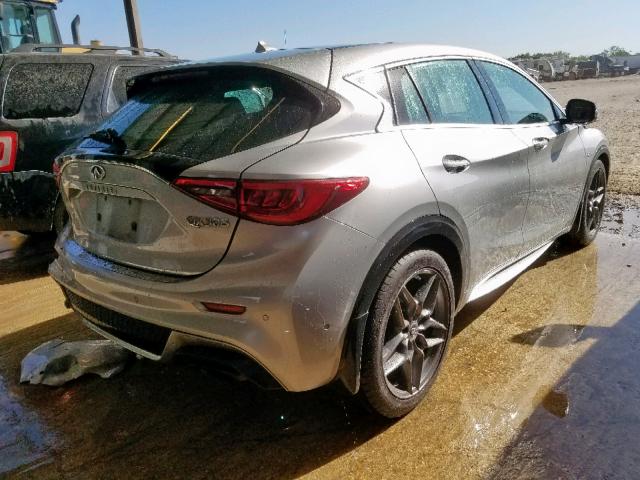 SJKCH5CP2HA018062 - 2017 INFINITI QX30 BASE SILVER photo 4