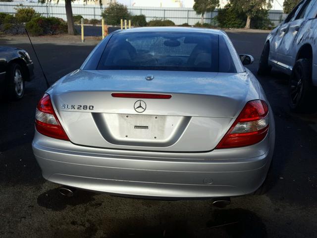 WDBWK54F37F139464 - 2007 MERCEDES-BENZ SLK 280 SILVER photo 6