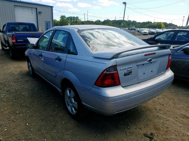 1FAHP34N17W158401 - 2007 FORD FOCUS ZX4 SILVER photo 3