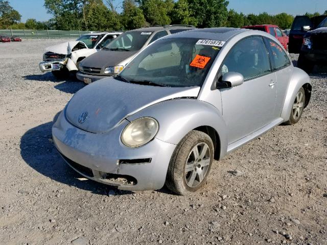 3VWRR31C76M403533 - 2006 VOLKSWAGEN NEW BEETLE ვერცხლისფერი ფოტო 2