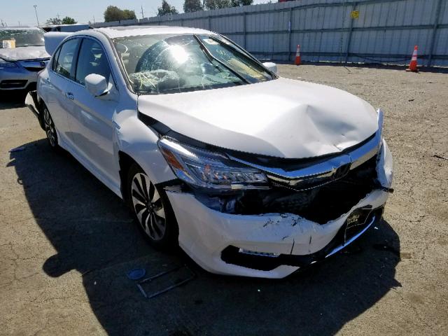 JHMCR6F78HC021830 - 2017 HONDA ACCORD TOU WHITE photo 1