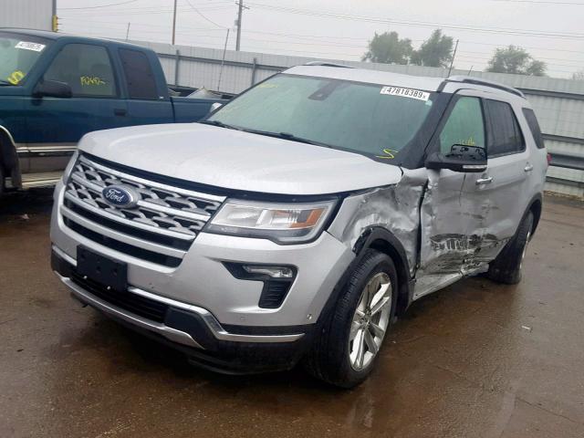 1FM5K8F85JGB89745 - 2018 FORD EXPLORER L SILVER photo 2