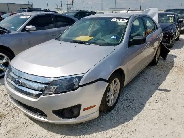 3FAHP0GA6BR342297 - 2011 FORD FUSION S SILVER photo 2