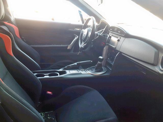 JF1ZNAA13F8701170 - 2015 TOYOTA SCION FR-S WHITE photo 5