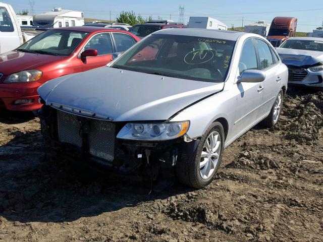 KMHFC46FX7A206012 - 2007 HYUNDAI AZERA SE SILVER photo 2