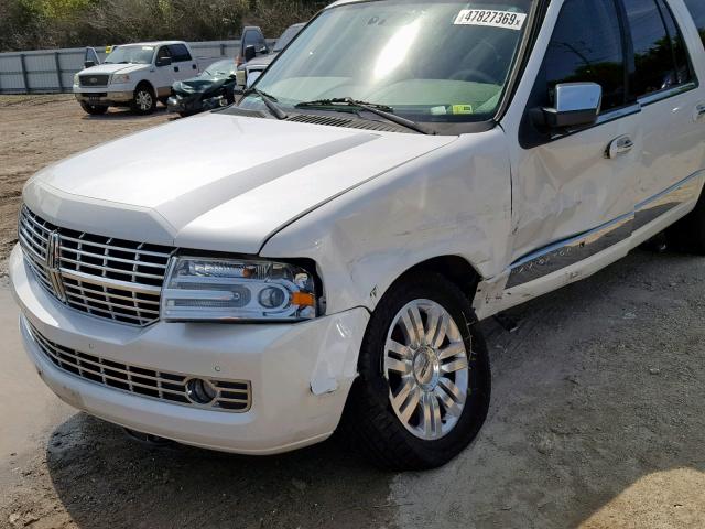 5LMJJ3H51DEL01302 - 2013 LINCOLN NAVIGATOR თეთრი ფოტო 9