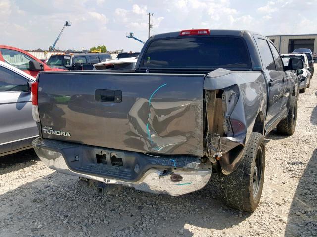 5TFEM5F13BX027209 - 2011 TOYOTA TUNDRA CRE GRAY photo 4