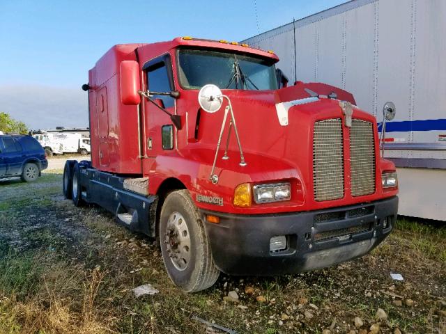 1XKADB9X0WJ770145 - 1998 KENWORTH CONSTRUCTI RED photo 1