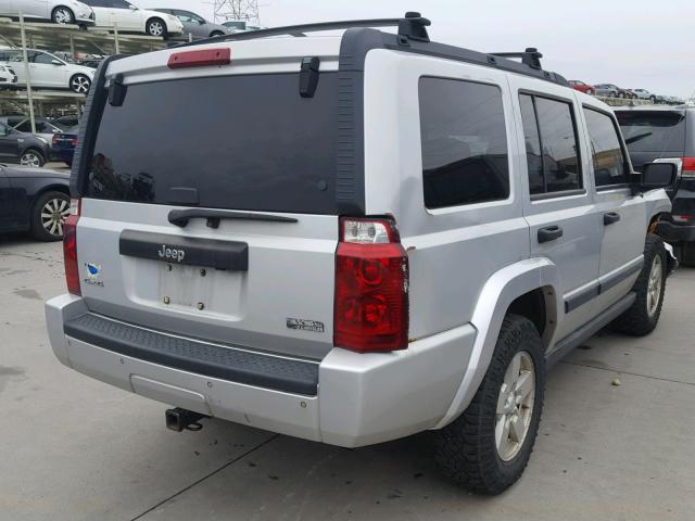 1J8HG48K66C252461 - 2006 JEEP COMMANDER SILVER photo 4