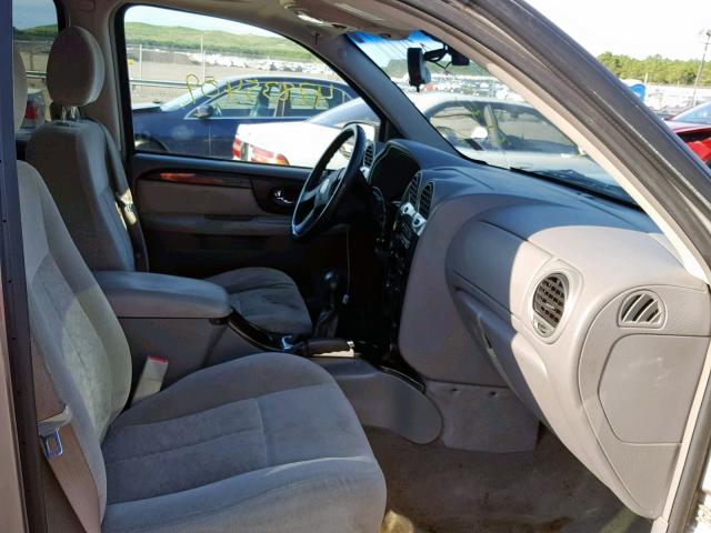 1GKDT13S752271701 - 2005 GMC ENVOY SILVER photo 5