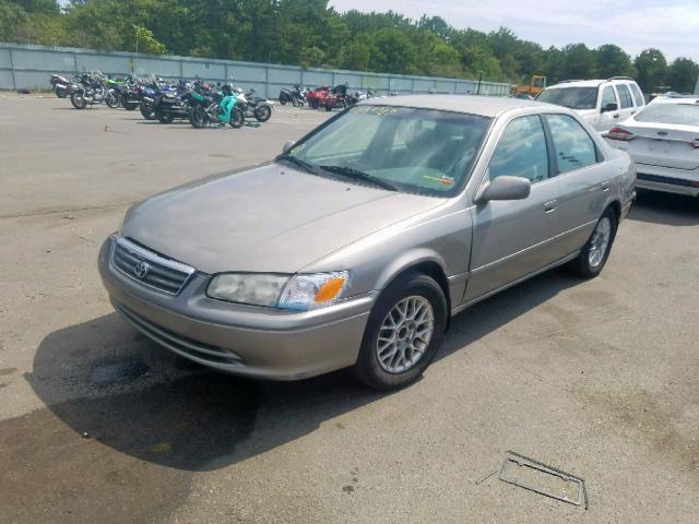 JT2BG22K6Y0443532 - 2000 TOYOTA CAMRY CE BEIGE photo 2