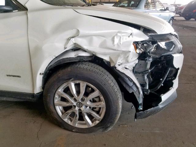 5N1ET2MT4JC844745 - 2018 NISSAN ROGUE SV H WHITE photo 9