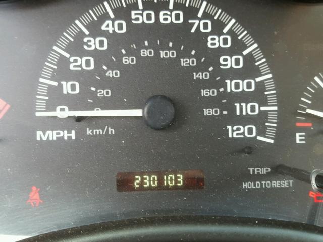 1G1NE52J63M720032 - 2003 CHEVROLET MALIBU LS 银色 照片 8