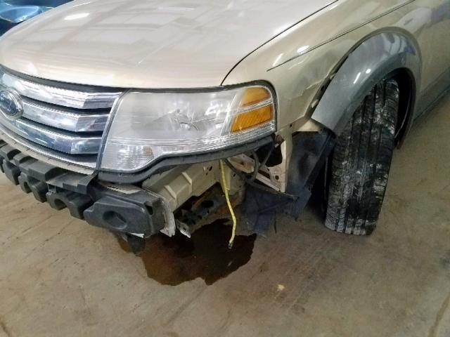 1FMDK05W98GA20674 - 2008 FORD TAURUS X S TAN photo 9