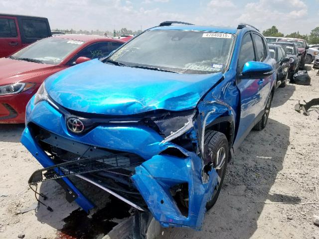 JTMWFREV9JJ752082 - 2018 TOYOTA RAV4 ADVEN BLUE photo 2