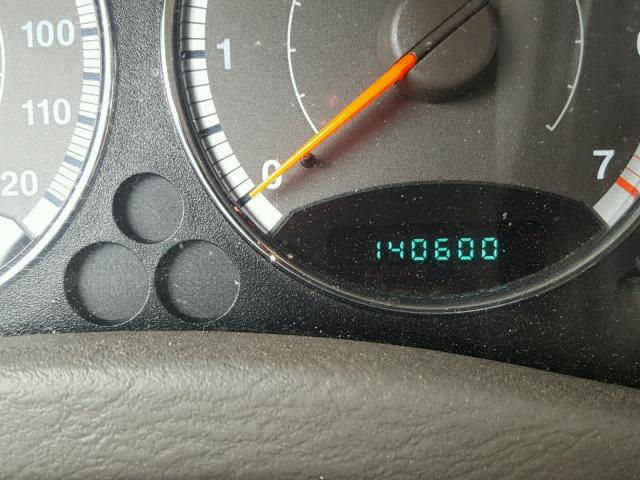 1J8GL38K55W561627 - 2005 JEEP LIBERTY RE BROWN photo 8