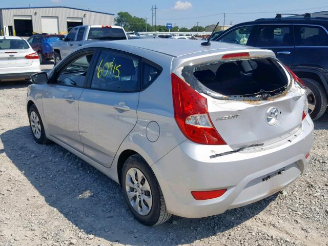 KMHCT5AE5GU260520 - 2016 HYUNDAI ACCENT SE SILVER photo 3