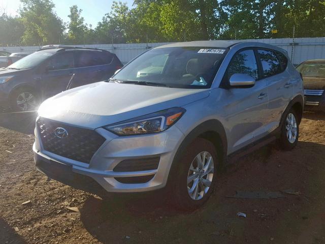 KM8J2CA41KU855315 - 2019 HYUNDAI TUCSON SE SILVER photo 2