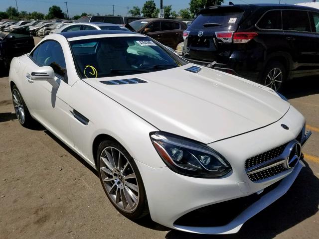 WDDPK3JA6JF156114 - 2018 MERCEDES-BENZ SLC 300 WHITE photo 1