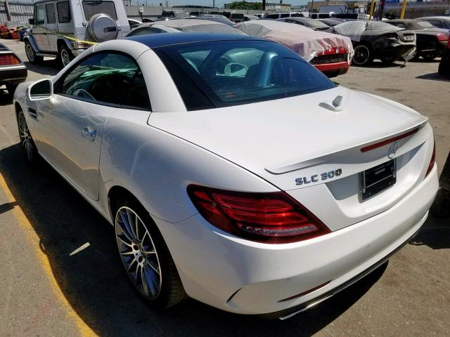 WDDPK3JA6JF156114 - 2018 MERCEDES-BENZ SLC 300 WHITE photo 3