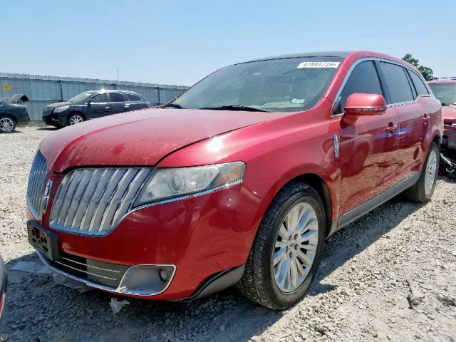 2LMHJ5FR4CBL54528 - 2012 LINCOLN MKT RED photo 2