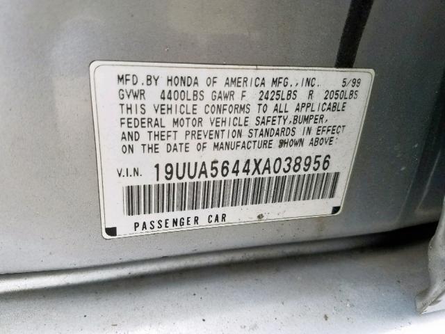 19UUA5644XA038956 - 1999 ACURA 3.2TL SILVER photo 10