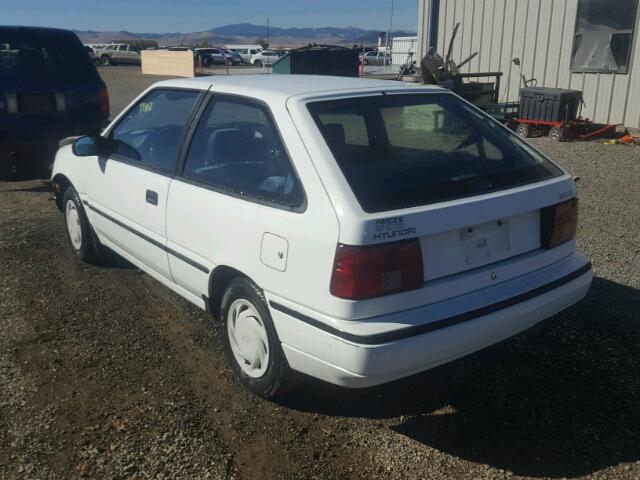 KMHVD12J0NU160008 - 1992 HYUNDAI EXCEL WHITE photo 3