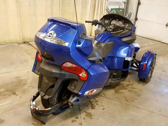 2BXNBBC1XDV002082 - 2013 CAN-AM SPYDER ROA BLUE photo 4