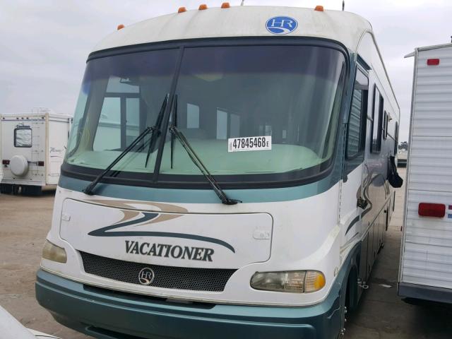 3FCMF53S5XJA07562 - 1999 HOLI VACATIONER WHITE photo 2