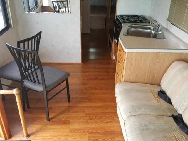 3FCMF53S5XJA07562 - 1999 HOLI VACATIONER WHITE photo 6