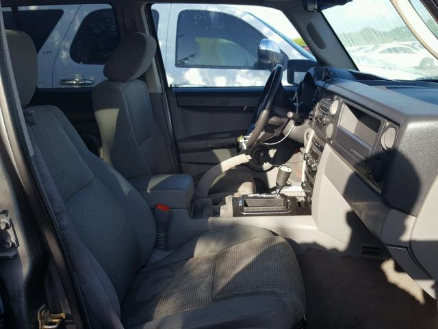 1J8HH48K77C636974 - 2007 JEEP COMMANDER CHARCOAL photo 5