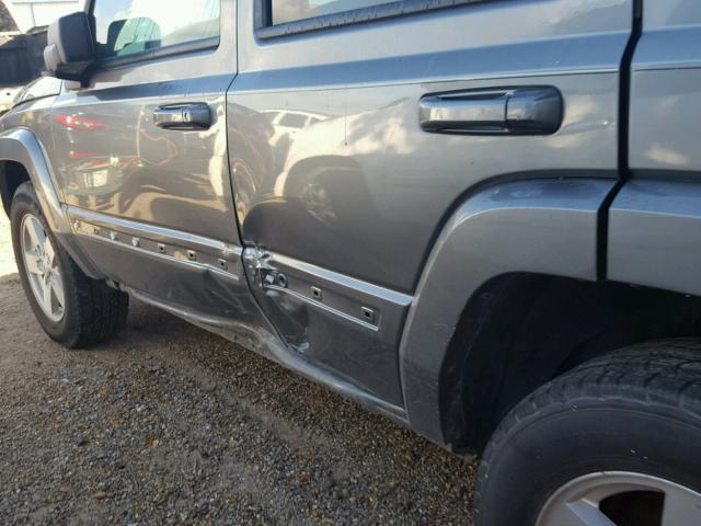 1J8HH48K77C636974 - 2007 JEEP COMMANDER CHARCOAL photo 9