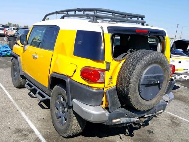 JTEBU4BF0AK091133 - 2010 TOYOTA FJ CRUISER YELLOW photo 3