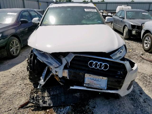 WA1HCCFS6HR017858 - 2017 AUDI Q3 PREMIUM WHITE photo 9