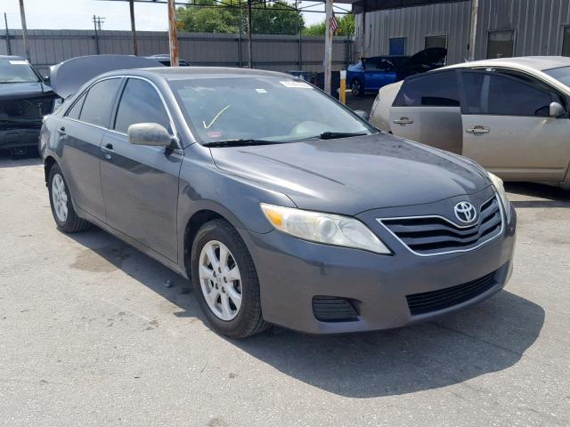 4T1BF3EK8BU710581 - 2011 TOYOTA CAMRY BASE GRAY photo 1