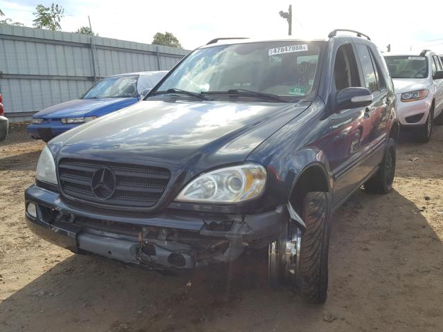 4JGAB54E52A345258 - 2002 MERCEDES-BENZ ML 320 CHARCOAL photo 2