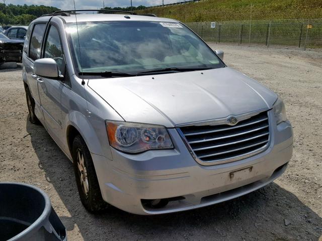 2A8HR54P58R836586 - 2008 CHRYSLER TOWN & COU SILVER photo 1